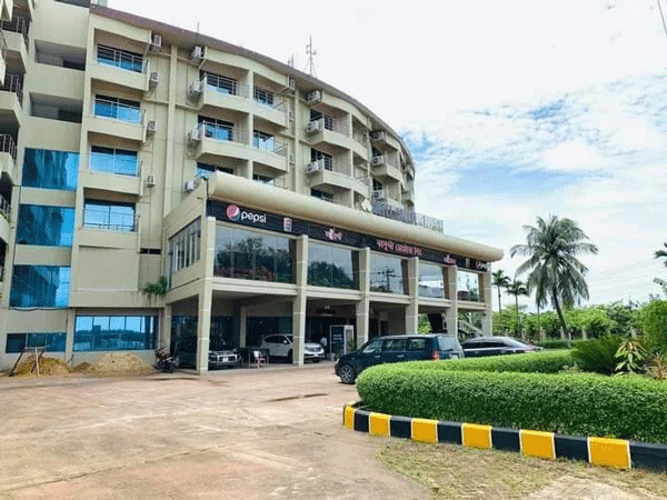 Laboni Point Hotels